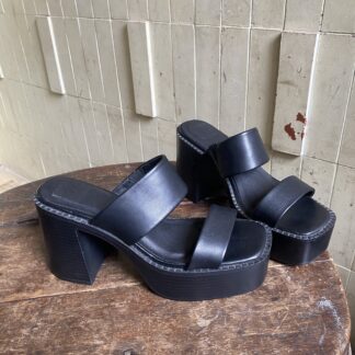 Sandalias con tacos